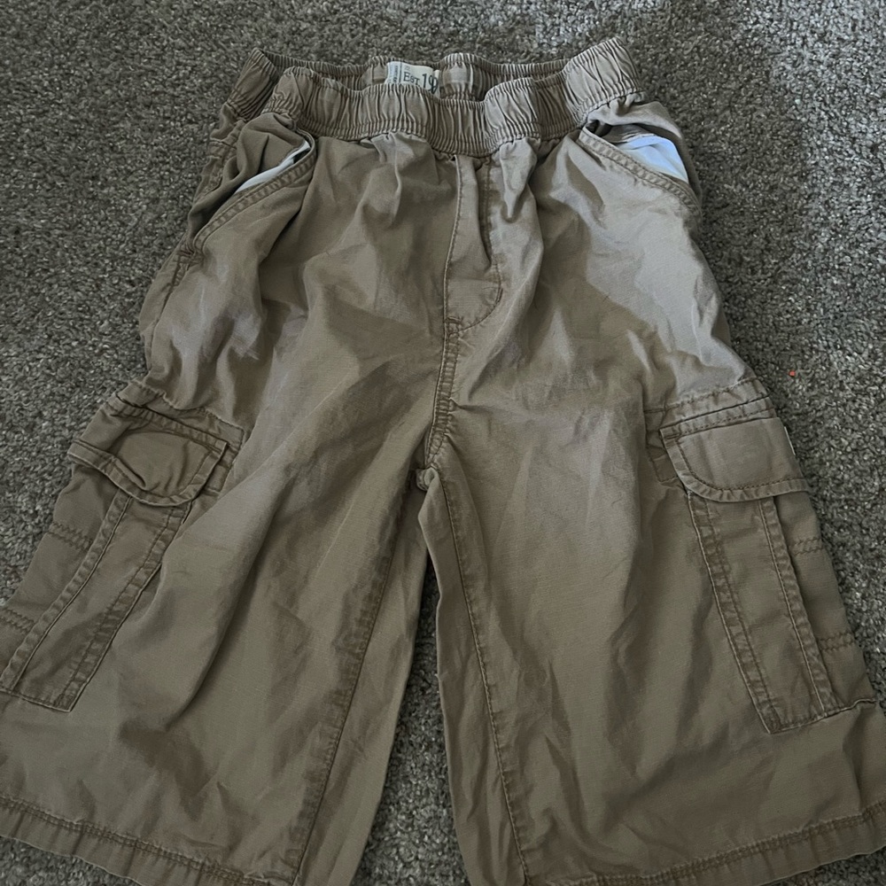 Children’s Place boy XL dark khaki cargo shorts